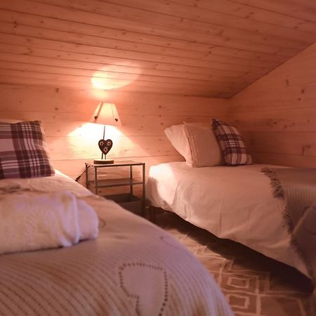 Les Clefs Charming Family Chalet For 8 People, With Private Hot Tub מראה חיצוני תמונה