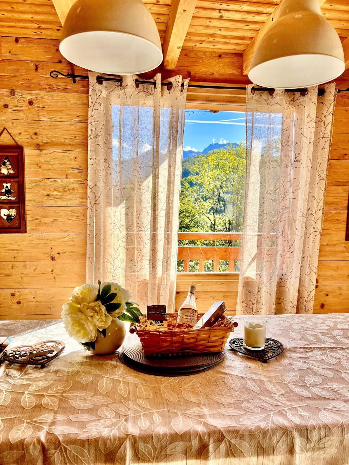 Les Clefs Charming Family Chalet For 8 People, With Private Hot Tub מראה חיצוני תמונה