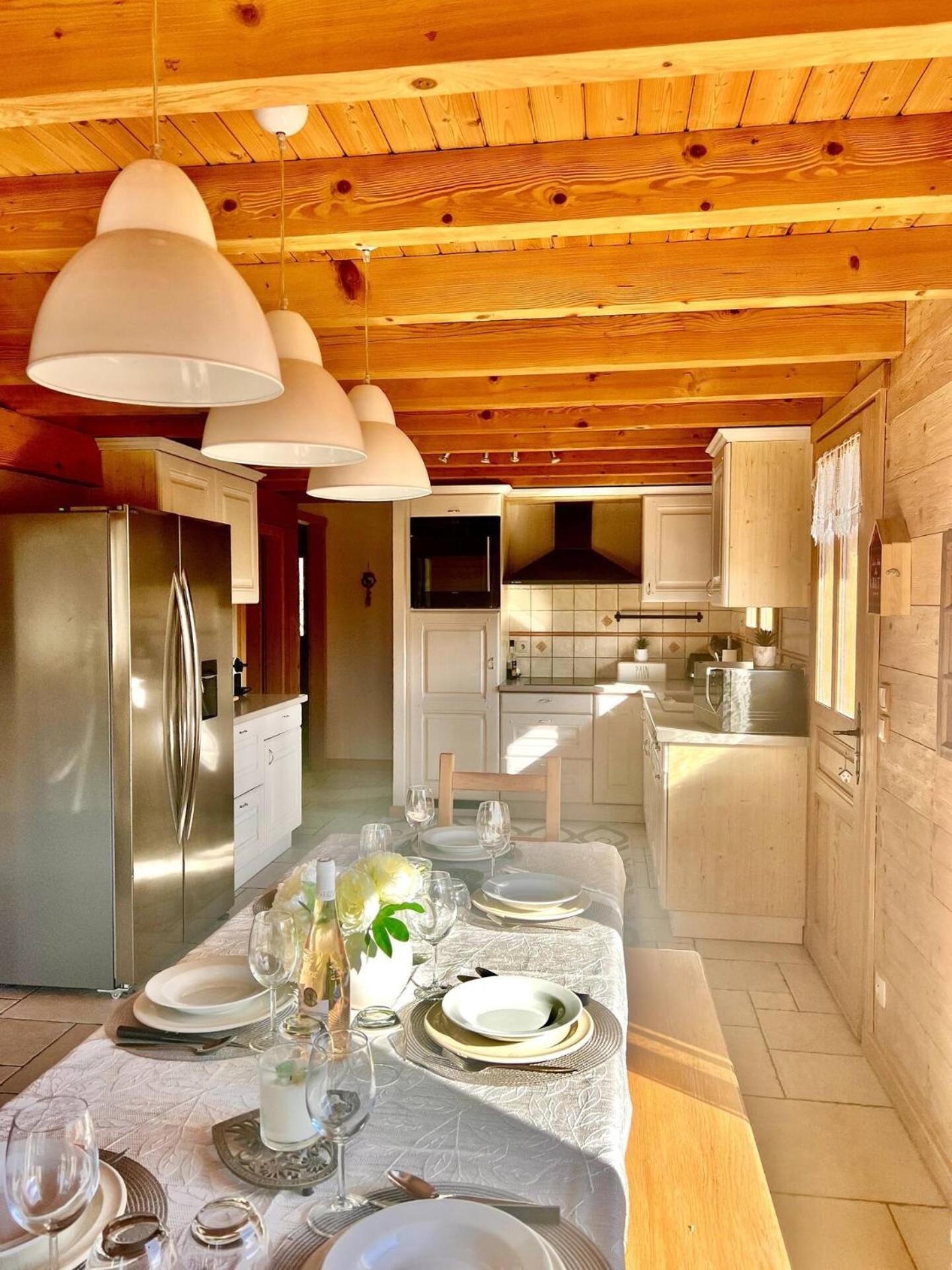 Les Clefs Charming Family Chalet For 8 People, With Private Hot Tub מראה חיצוני תמונה